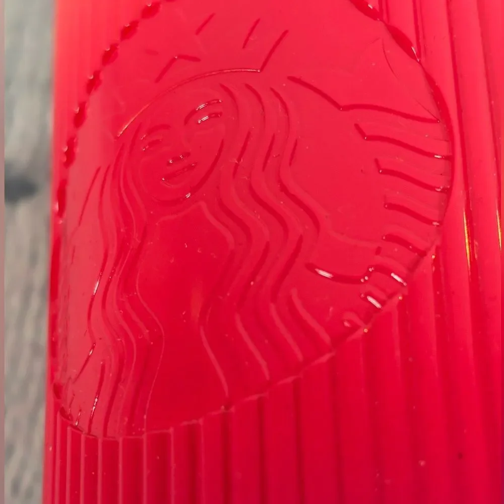 NWT Starbucks 2025 Red Purple Spring Pleated Ombre Venti 24oz Cold Cup Tumbler